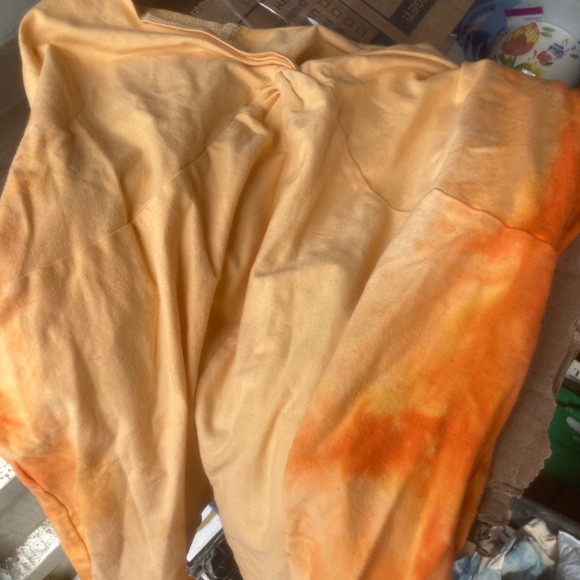 SiZe XL acid washed & hand dyed Upcycled shirt. - Picture 6 of 7